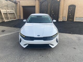 2020 Kia K5 III, белый, 2400000 рублей, вид 2