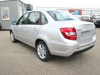 2026 Lada (ВАЗ) Granta I Рестайлинг, серебристый, 1208000 рублей, вид 4