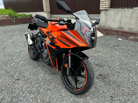 2022 KTM RC 390, красный, 580000 рублей