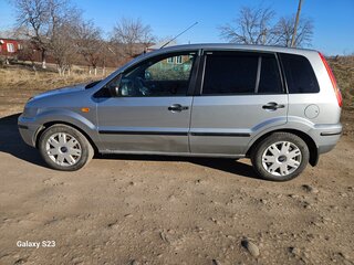 2005 Ford Fusion I, серый, 450000 рублей, вид 4