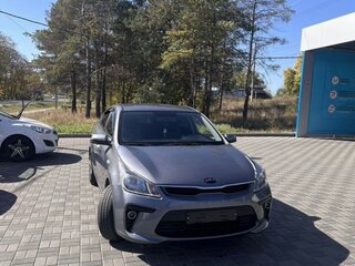 2020 Kia Rio IV, серый, 1280000 рублей, вид 2