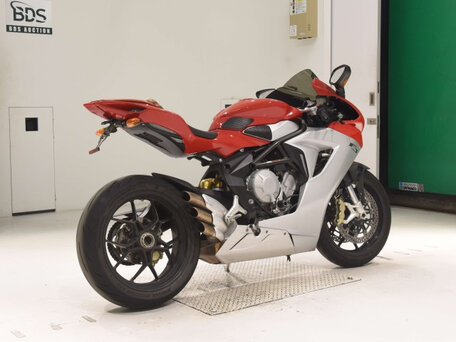 2016 MV Agusta F3 675, красный, 740000 рублей, вид 5