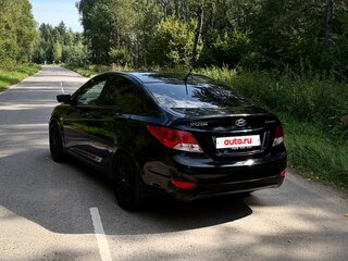 2014 Hyundai Solaris I, чёрный, 900000 рублей, вид 5
