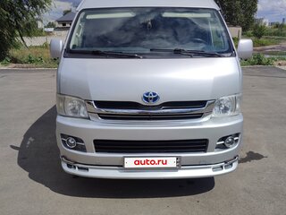 2008 Toyota HiAce H200, серебристый, 2000000 рублей, вид 2