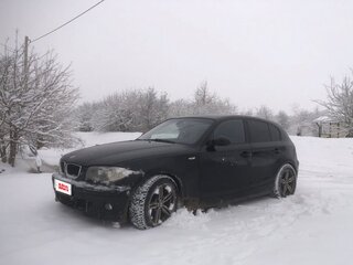 2008 BMW 1 серии 116i I (E81/E82/E87/E88) Рестайлинг, чёрный, 570000 рублей, вид 1