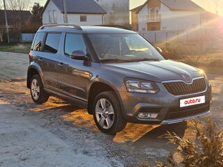 2014 Skoda Yeti I Рестайлинг, серый, 800000 рублей, вид 3