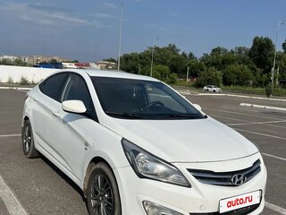 2014 Hyundai Solaris I, белый, 750000 рублей, вид 3