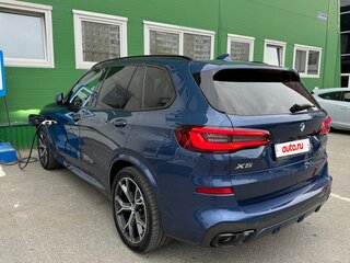 2021 BMW X5 45e IV (G05/G18), синий, 8890000 рублей, вид 5