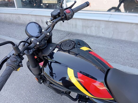 2026 Royal Enfield Guerrilla 450, чёрный, 554000 рублей - вид 14