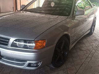 1997 Toyota Chaser VI (X100), серый, 1050000 рублей, вид 2