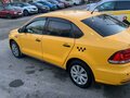2016 Volkswagen Polo V Рестайлинг, жёлтый, 670000 рублей - вид 5