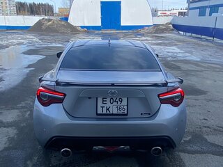 2019 Toyota GT86 I Рестайлинг, серебристый, 2650000 рублей, вид 5