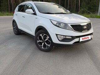 2011 Kia Sportage III, белый, 1300000 рублей, вид 1