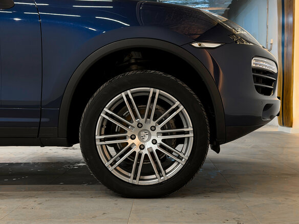 2010 Porsche Cayenne Diesel II (958), синий, 2649000 рублей - вид 26