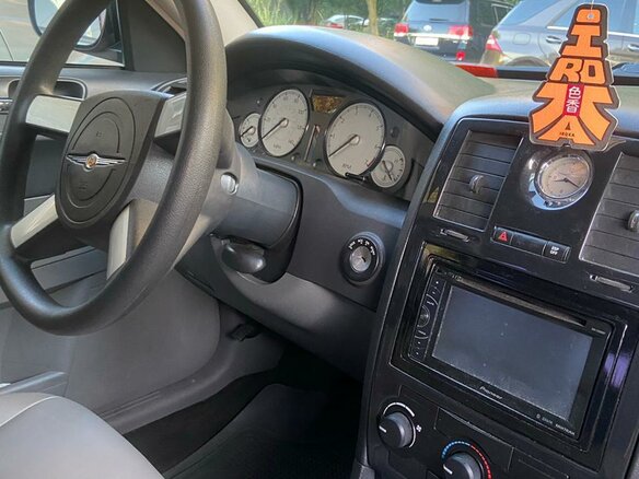 2004 Chrysler 300C I, бежевый - вид 7
