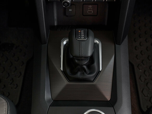 2025 Volkswagen Amarok II, серый, 11800000 рублей - вид 18