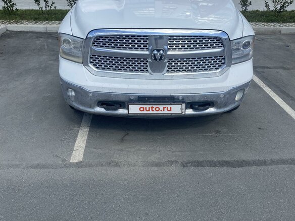 2014 Dodge RAM IV (DS/DJ), белый, 3400000 рублей - вид 1
