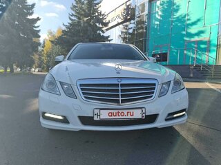 2010 Mercedes-Benz E-Класс 200 5G-Tronic IV (W212, S212, C207), белый, 1350000 рублей, вид 2