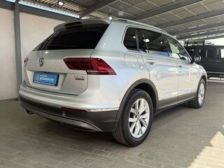 2017 Volkswagen Tiguan II, серебристый, 2150000 рублей, вид 5