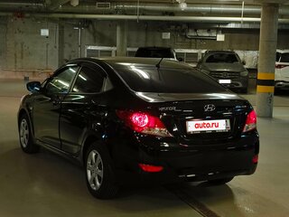2013 Hyundai Solaris I, чёрный, 1200000 рублей, вид 5