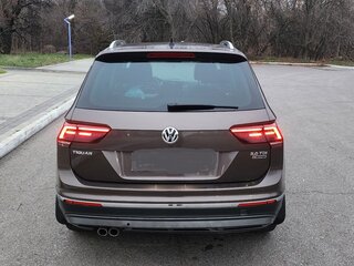 2017 Volkswagen Tiguan II, коричневый, 2900000 рублей, вид 4