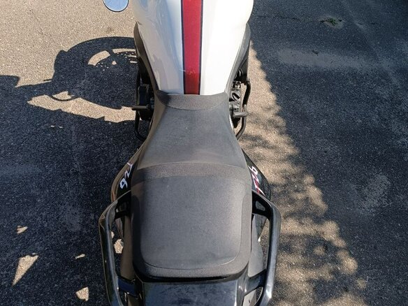 2008 Yamaha FZ6, белый, 520000 рублей - вид 4