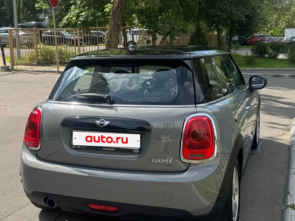 2017 Mini Hatch Cooper III (F55/F56), серый, 1999999 рублей - вид 6