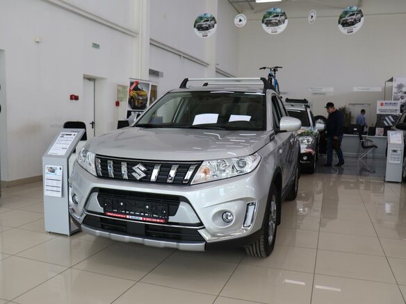 2021 Suzuki Vitara II Рестайлинг, серебристый