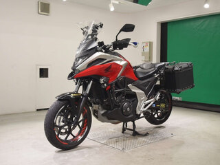 2022 Honda NC 750X, красный, 900000 рублей, вид 4