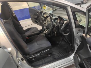 2010 Honda Fit II, серый, 725000 рублей, вид 4