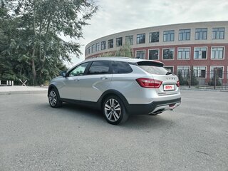 2021 Lada (ВАЗ) Vesta SW Cross I, серебристый, 1550000 рублей, вид 4
