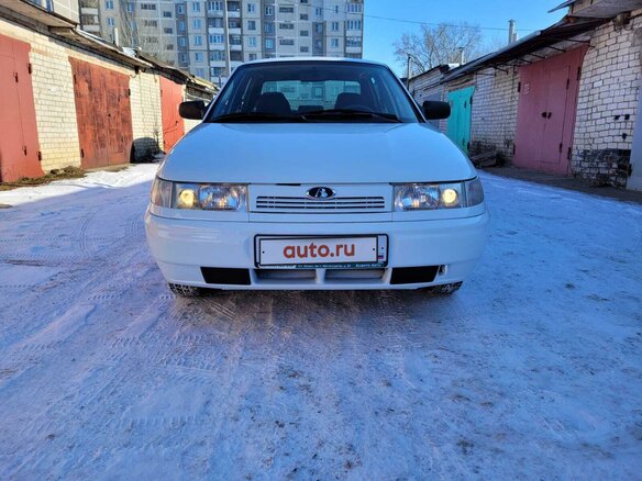2012 Lada (ВАЗ) 2110 Богдан, белый - вид 4