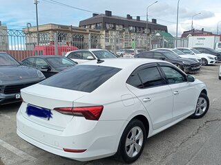 2021 Skoda Octavia IV (A8), белый, 1499999 рублей, вид 4
