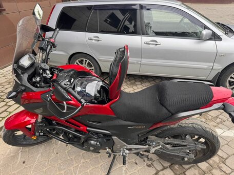 2015 Honda NC 750X, пурпурный, 610000 рублей, вид 4