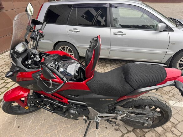 2015 Honda NC 750X, пурпурный, 610000 рублей - вид 3