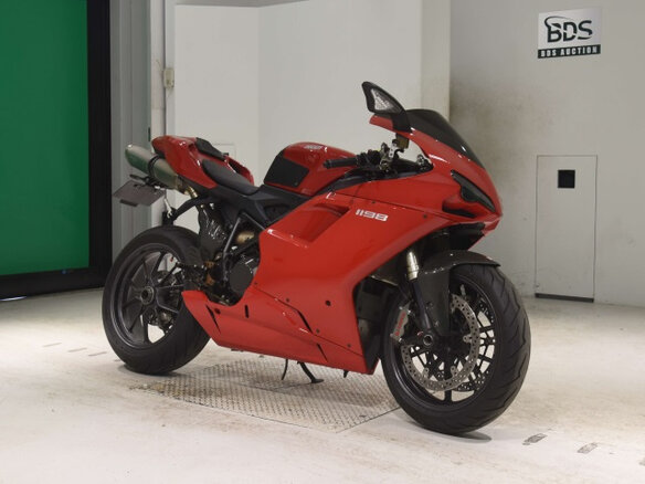 2009 Ducati 1198, красный, 750000 рублей - вид 1