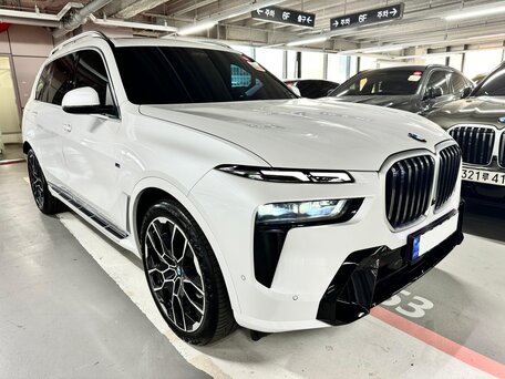 BMW X7 I (G07) Рестайлинг