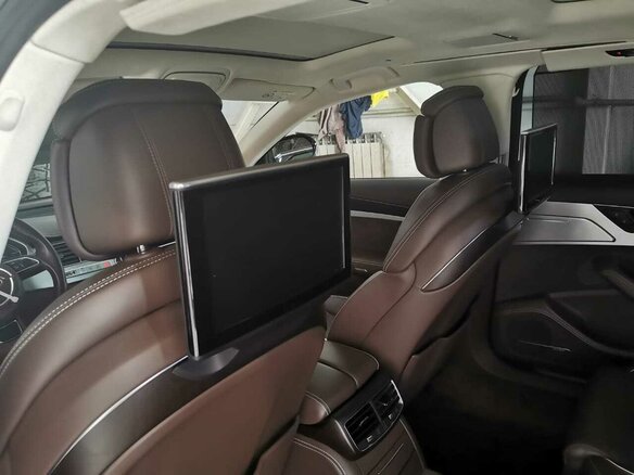 2016 Audi A8 Long III (D4) Рестайлинг, чёрный - вид 10