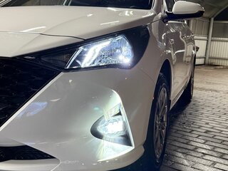 2021 Hyundai Solaris II Рестайлинг, белый, 1750000 рублей, вид 1