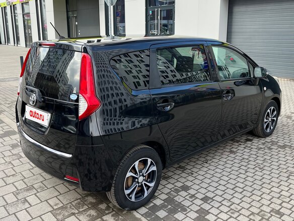 2009 Toyota Passo Sette, чёрный, 710000 рублей - вид 8