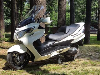 2014 Suzuki Burgman (SkyWave) 400, белый, 425000 рублей, вид 4