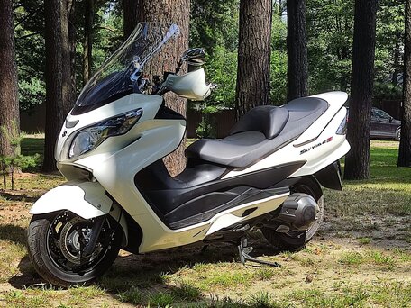 2014 Suzuki Burgman (SkyWave) 400, белый, 425000 рублей, вид 4