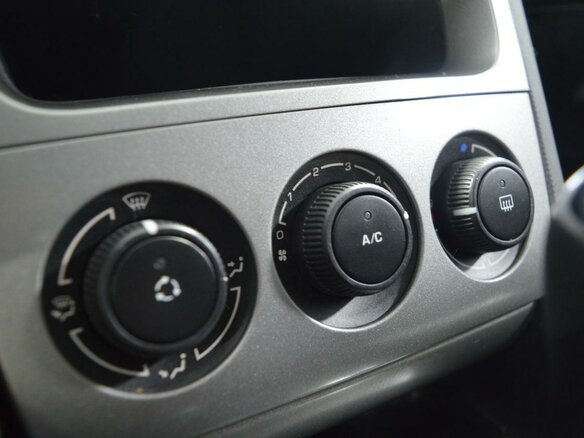 2011 Peugeot 308 I, чёрный - вид 17