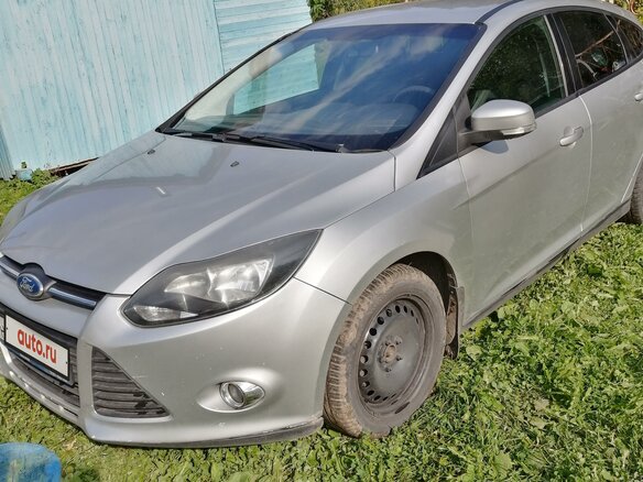 2011 Ford Focus III, серебристый