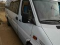 2002 Mercedes-Benz Sprinter, белый - вид 1