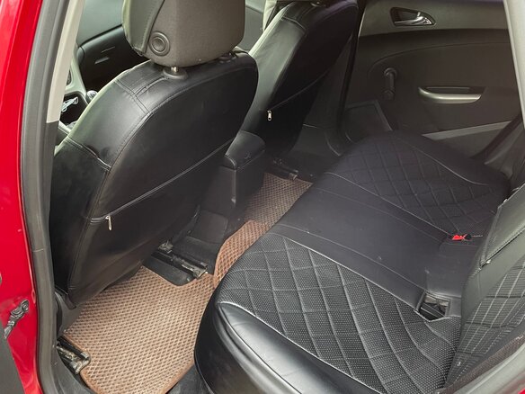 2011 Opel Astra J, красный - вид 9