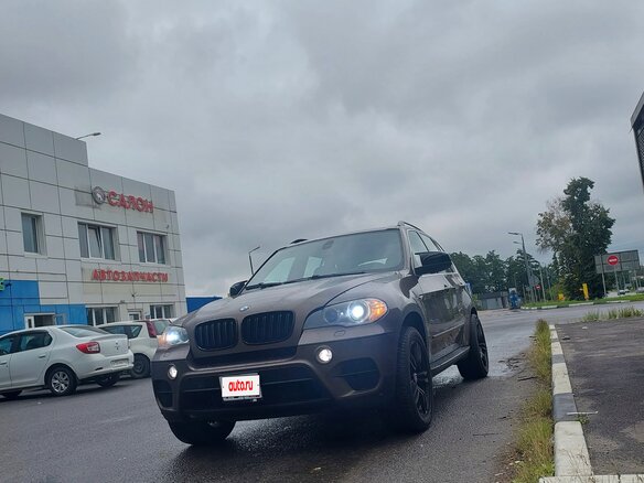 2012 BMW X5 35i II (E70) Рестайлинг, коричневый, 2200000 рублей - вид 10