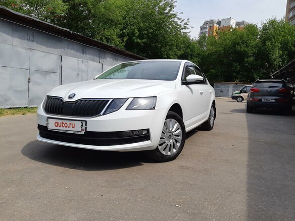 2018 Skoda Octavia III (A7) Рестайлинг, белый - вид 5