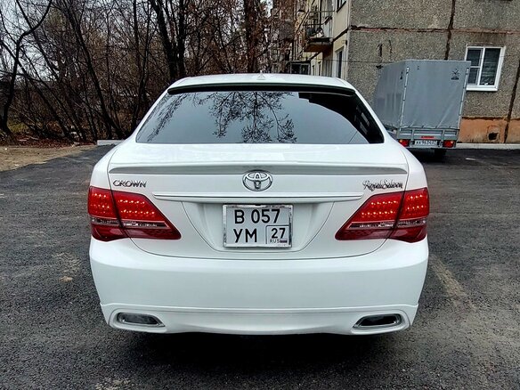 2008 Toyota Crown XIII (S200), белый, 1770000 рублей - вид 2