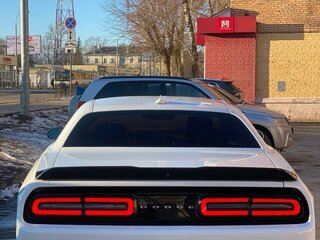 2018 Dodge Challenger III Рестайлинг 2, белый, 1700000 рублей, вид 4